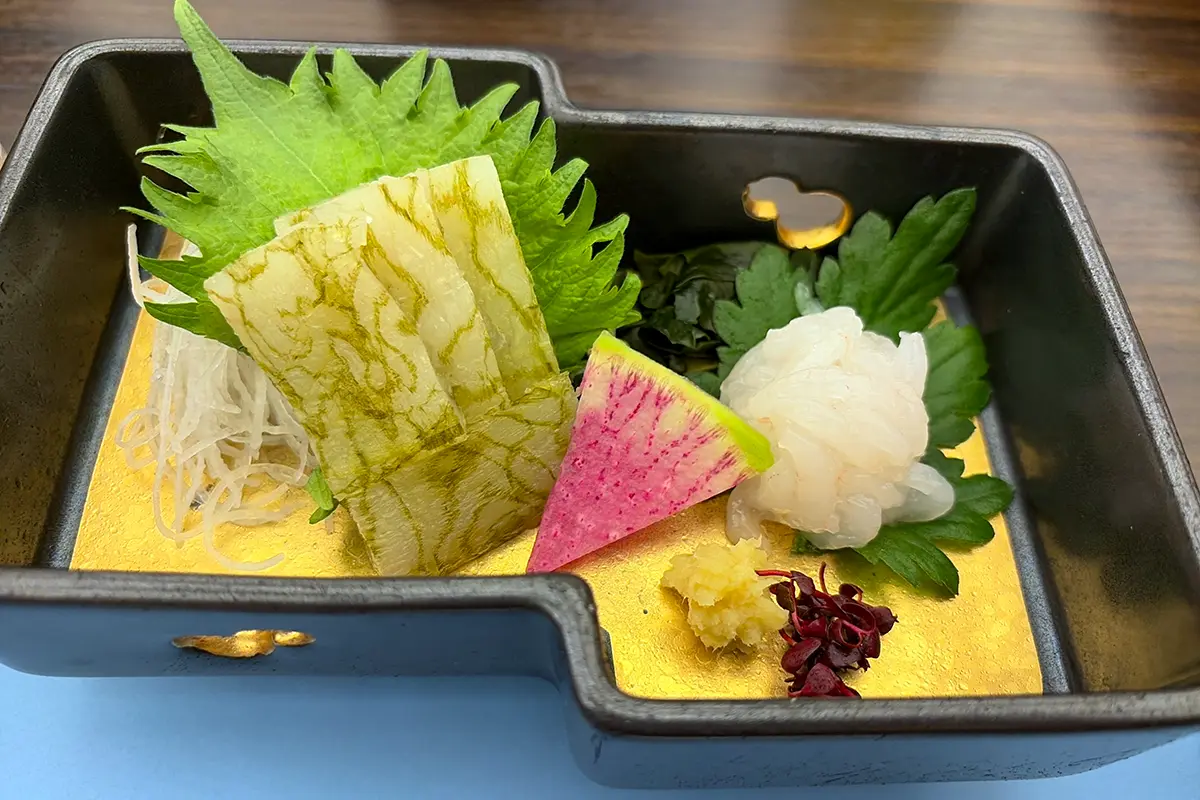 白エビ造り2種(朧昆布〆とむき身)