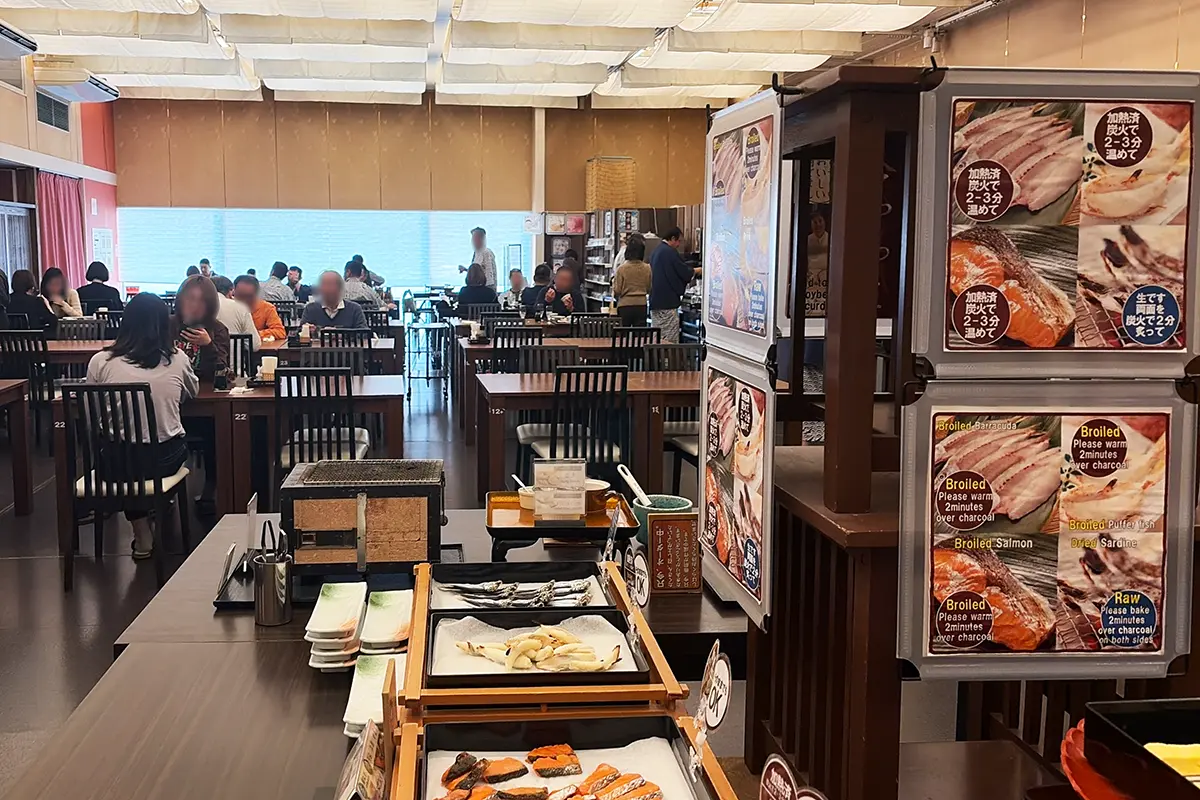 永芳閣の朝食風景