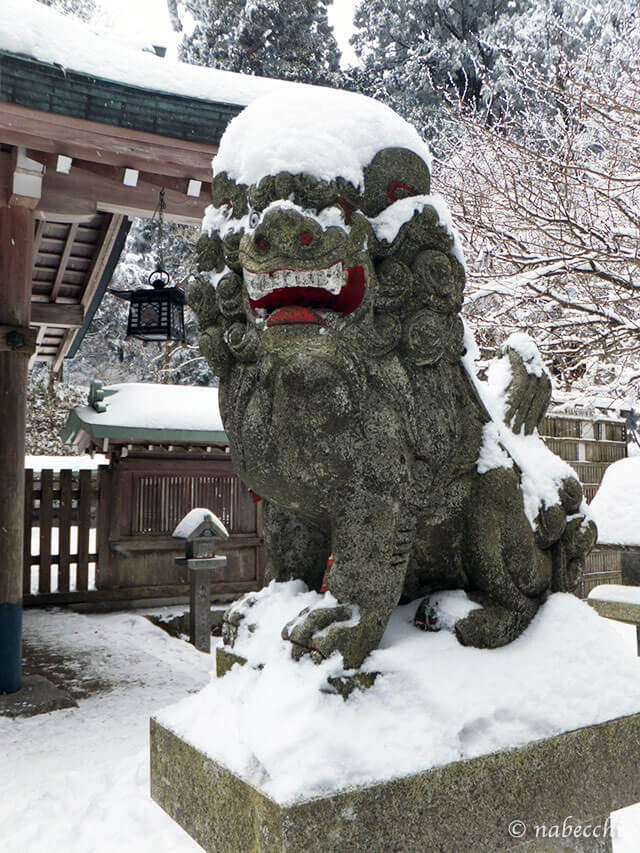 雪の日の金剛山葛木神社