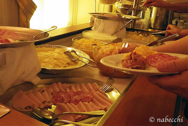 スイス・ルツェルン『Grand Hotel Europe』朝食ビュッフェ