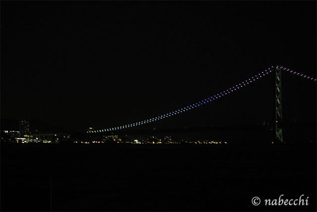 夜の明石大橋