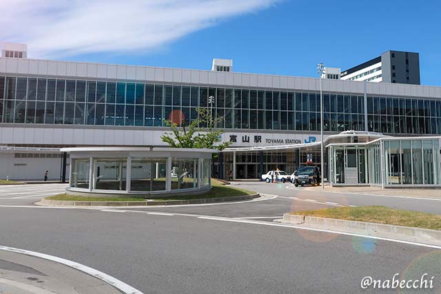 富山駅