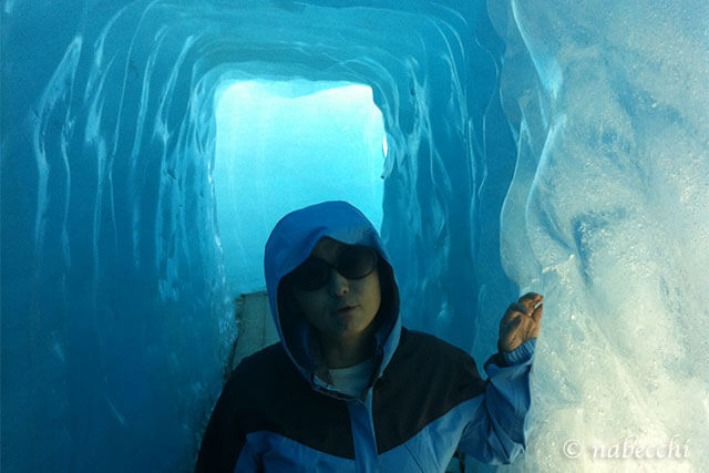ジグザグ山道のフルカ峠と真っ青な世界ローヌ氷河-スイス旅行4日目